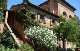 Ancient estate with a tower, Chiusi, Italy for 1,550,000 €