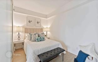 2-bedroom apartment in Wood Street for C$1,056,000
