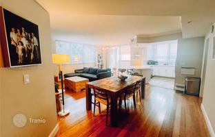 3-bedroom apartments in condo 124 m² in Edgewater (Florida) for $749,000