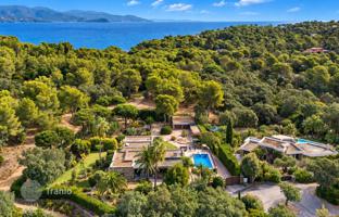 5-bedroom villa in Bormes-les-Mimosas for 3,730,000 €