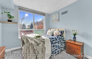 5-bedroom apartment in Scarborough for C$850,000