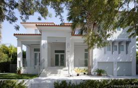 Two-storey villa with a pool, a courtyard and a terrace, Key Biscayne, USA for 3,180,000 €