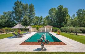 Detached house – Saint-Rémy-de-Provence, Bouches-du-Rhône, Provence - Alpes - Cote d'Azur,  France for 2,850,000 €