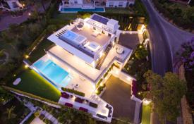 Villa – Marbella, Andalusia, Spain for 5,650,000 €