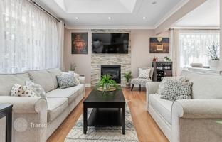 6-bedroom house in Etobicoke for C$1,344,000
