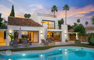 4-bedroom villa 294 m² in Marbella for 2,850,000 €