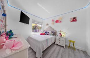 4-bedroom house 283 m² in Miami for $890,000