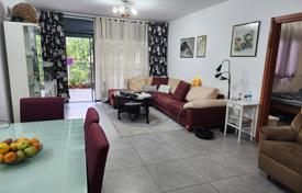 Apartment – Center District, Israel for $1,067,000