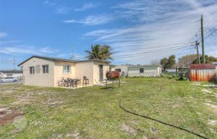 3-bedroom house 116 m² in Miami Gardens for $490,000