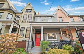 Terraced house – Dovercourt Road, Old Toronto, Toronto,  Ontario,   Canada for C$1,355,000