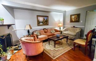 8-bedroom townhouse in Scarborough for C$1,193,000
