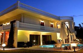 Refined villa in a classical style 300 m from the beach, Chania, Crete, Greece for 4,900 € per week
