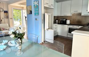 4-room mansion 180 m² in Larnaca for 1,300,000 €