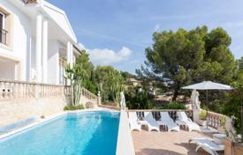 SHORT LET~~ Sea View Villa, houses 10 guests, heated pool, alfresco dining area, complete with pool table, TV and illuminated waterfall for 4,700 € per week