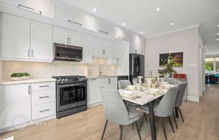4-bedroom townhouse in Old Toronto for C$1,954,000