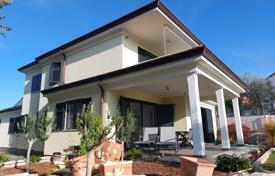 ISTRIA, ROVINJ — Beautiful villa with a sea view for 900,000 €