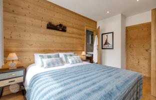 7-bedroom mansion 300 m² in Morzine for 2,100,000 €