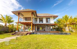 5-bedroom villa 542 m² in Black River for $3,700,000