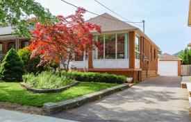 Townhome – North York, Toronto, Ontario,  Canada for C$1,460,000