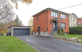 Townhome – North York, Toronto, Ontario,  Canada for C$1,917,000