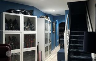 3-bedroom apartments in condo 144 m² in West Palm Beach for $329,000