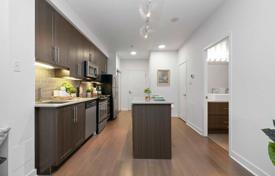 Apartment – Queen Street West, Old Toronto, Toronto,  Ontario,   Canada for C$865,000