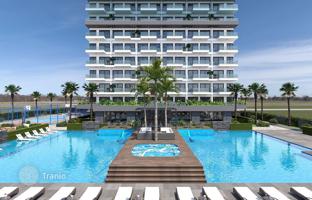3-bedroom apartment 200 m² in Mahmutlar for 21,378,000 TRY