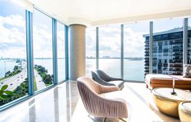 Sunny two-bedroom apartment with spectacular ocean views in Miami, Florida, USA for $870,000