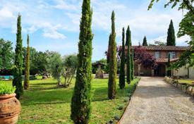 Villa for sale in Castiglion Fiorentino Tuscany for 990,000 €