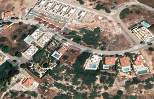 Land plot in Paphos for 1,000,000 €