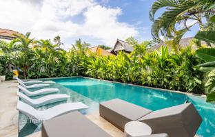 2-bedroom apartment 60 m² in Batu Bolong Beach for $220,000