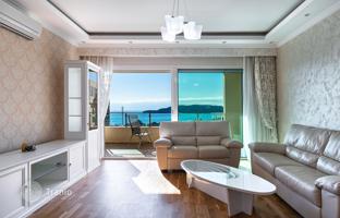 3-bedroom apartment 115 m² in Becici for 400,000 €