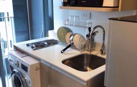 1 bed Condo in Ideo Q Chula-Samyan Mahaphruettharam Sub District for $181,000