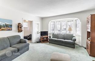 12-bedroom house in North York for C$2,498,000