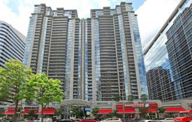 Apartment – Yonge Street, Toronto, Ontario,  Canada for C$738,000