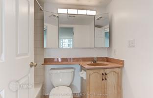 5-bedroom apartment in North York for C$775,000