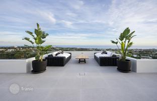 6-bedroom villa 1,466 m² in Benahavis for 12,000,000 €