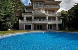 Exquisite Stylish Villa with Private Pool and Garden for $2,700,000