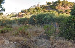 Land plot 902 m² in Marbella for 490,000 €