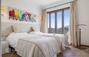 5-bedroom townhouse 333 m² in Benahavis for 1,095,000 €