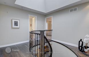 10-bedroom house in North York for C$2,281,000