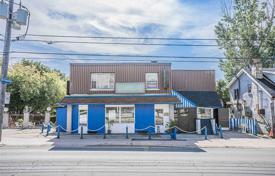 Townhome – Kingston Road, Toronto, Ontario,  Canada for C$1,743,000