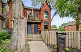 Terraced house – Old Toronto, Toronto, Ontario,  Canada for 1,092,000 €