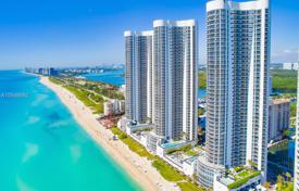 Three-bedroom apartment in a skyscraper near the ocean in Sunny Isles Beach, Florida, USA for 1,446,000 €
