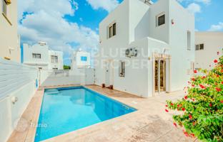 3-bedroom villa in Pernera for 365,000 €