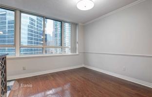 2-bedroom apartment in Bay Street for C$1,039,000