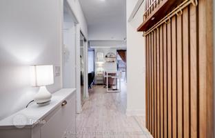 4-bedroom apartment in Etobicoke for C$949,000