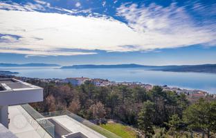 10-bedroom house 390 m² in Crikvenica for 1,650,000 €