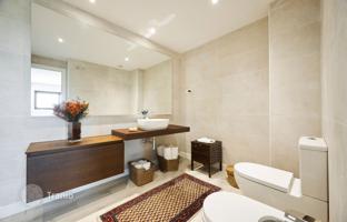 4-bedroom apartment 200 m² in Madrid (city) for 1,380,000 €
