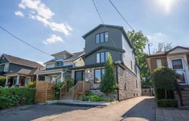 Townhome – George Street, Toronto, Ontario,  Canada for C$2,095,000